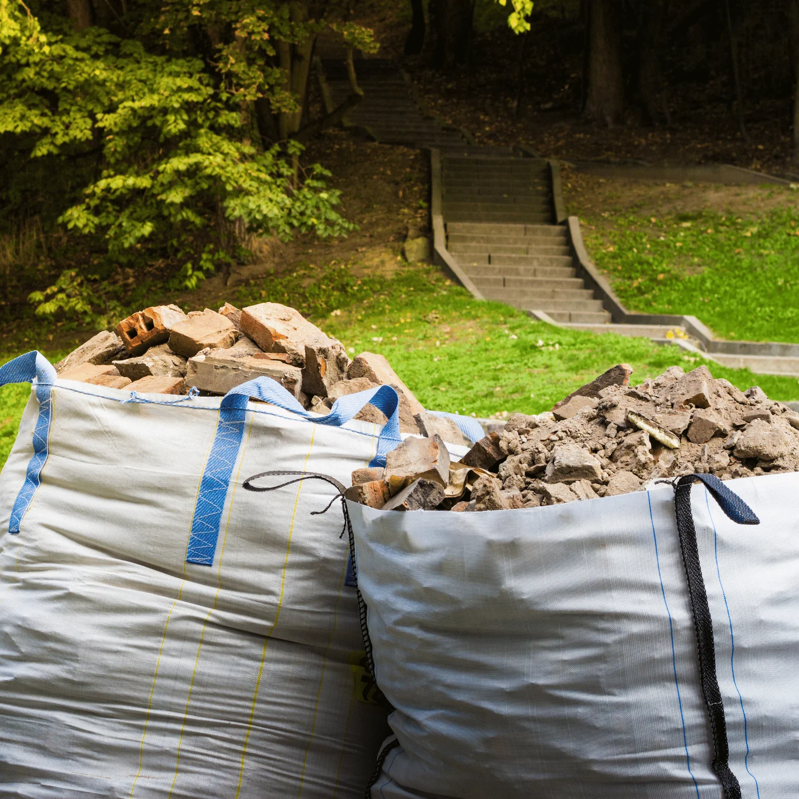 Entreprise De Collecte Et Tri Saint-Raphaël - Lacroix | Les Bennes du Var